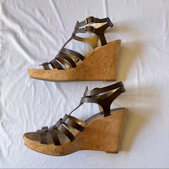 Marc Fisher Brown wedge gladiator style heels. Size 9 - Picture 10 of 14